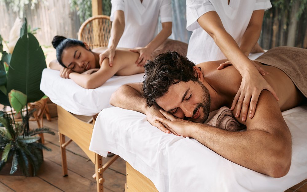 Couples Massage (Side-by-Side)
