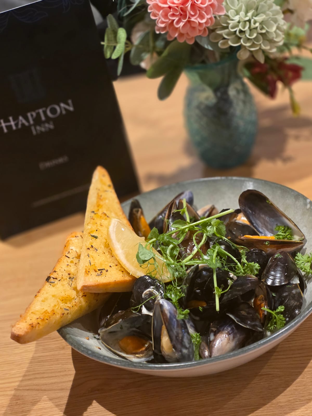 Garlic & White Wine Mussels